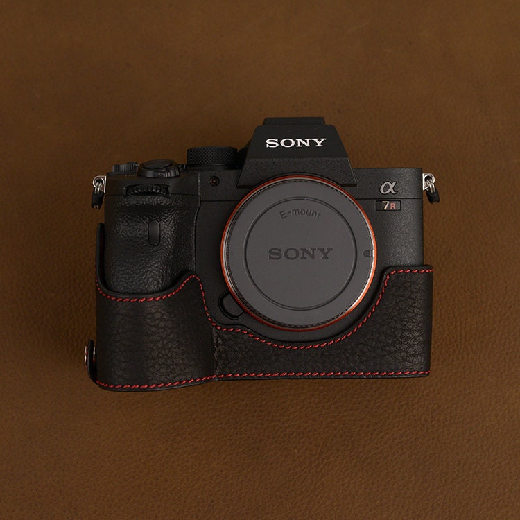 Sony A7RM4 A7R4 A9M2 Handmade Genuine Leather hand crafted Camera insert Half cases bag Protector SD & battery access Holster sleeve pouch