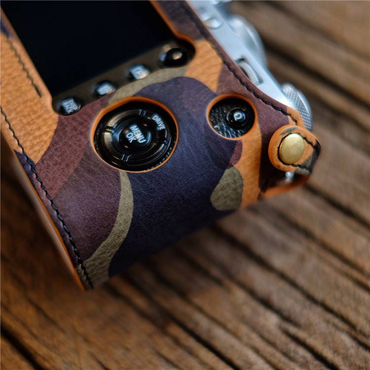 STOCK CLEARANCE Fujifilm fuji X100F Handmade Half Case Camouflage Italian Cowhide leather insert Camera bag Protector