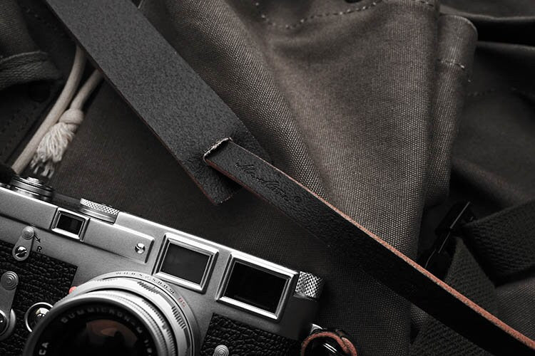 Premium Edition Handmade Adjustable Genuine Leather Stretchable Vintage camera head neck Strap wrist neck padding Leica Nikon Fujifilm sony