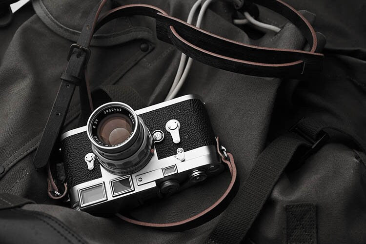 Premium Edition Handmade Adjustable Genuine Leather Stretchable Vintage camera head neck Strap wrist neck padding Leica Nikon Fujifilm sony