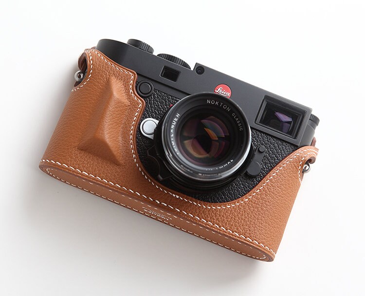 Premium Edition Leica M10 M10M M10P M10R Handmade Half Case Cowhide leather insert Camera bag Protector handGrip SD & battery access Strap