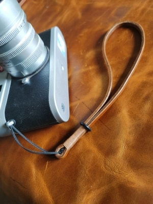 Handmade Leather cameras Hand Wrist strap vegetable tanned leather Lanyard ring Cord for Ricoh Leica Nikon Fujifilm panasonic Canon Nikon