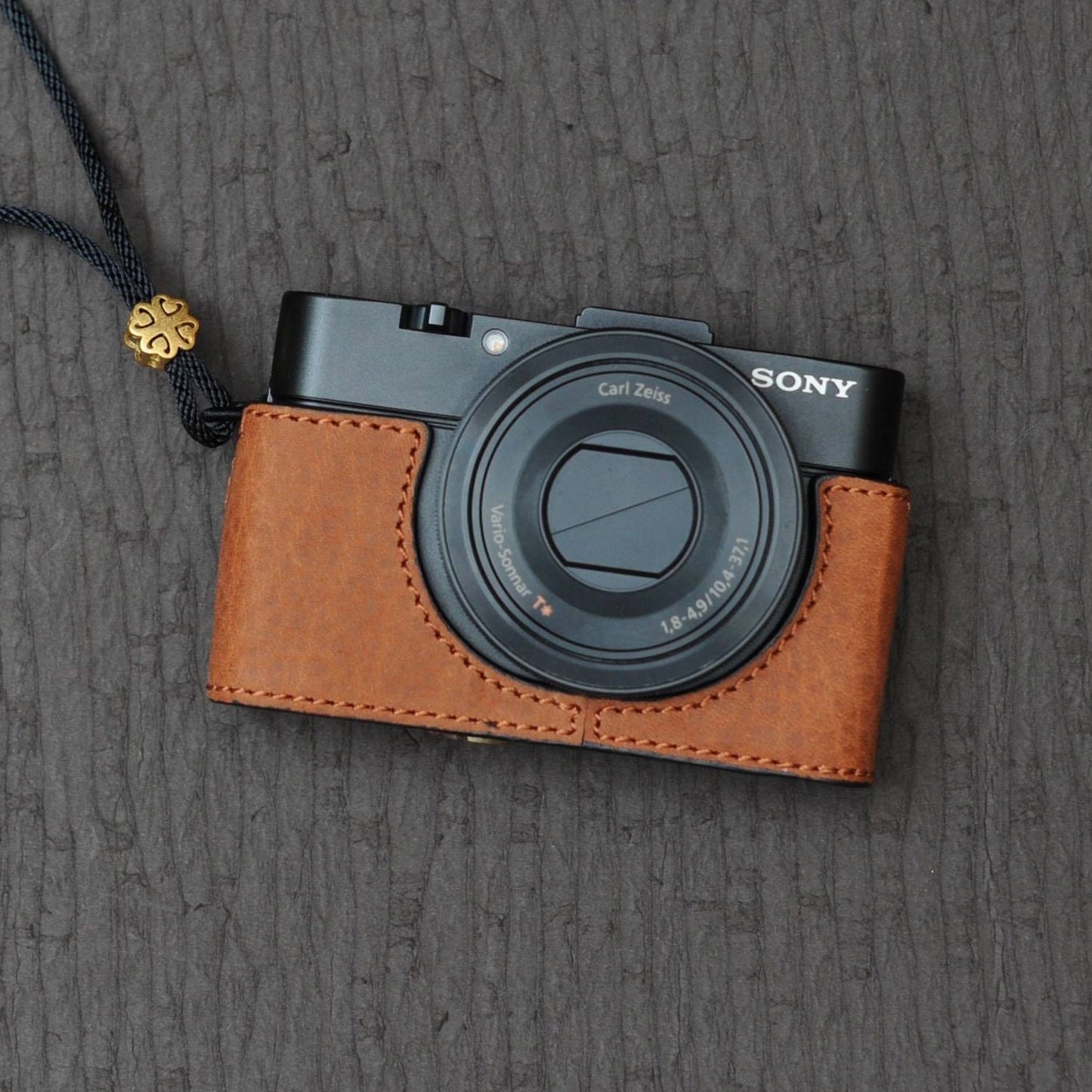 Sony RX100 M7 M6 M5 M4 M3 M2 RX100VII Handmade Genuine Leather hand crafted Camera Half cases insert bag Tripod mount Holster sleeve pouch