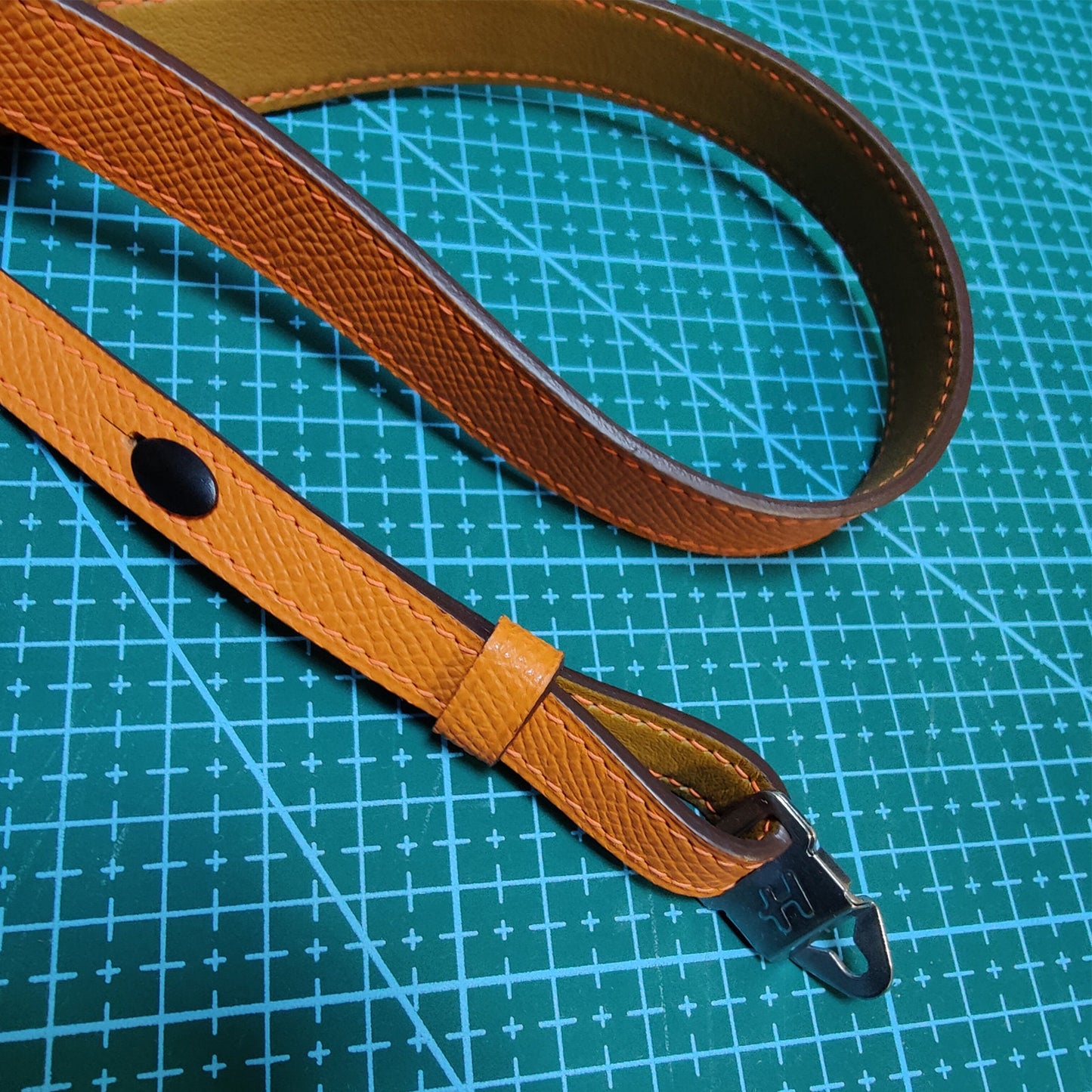 Premium Edition Hasselblad x2d X2D X1D2 Handmade leather hand stitch Strap ** Strap only** lanyard Extended Strap Neck Strap Padding Strap