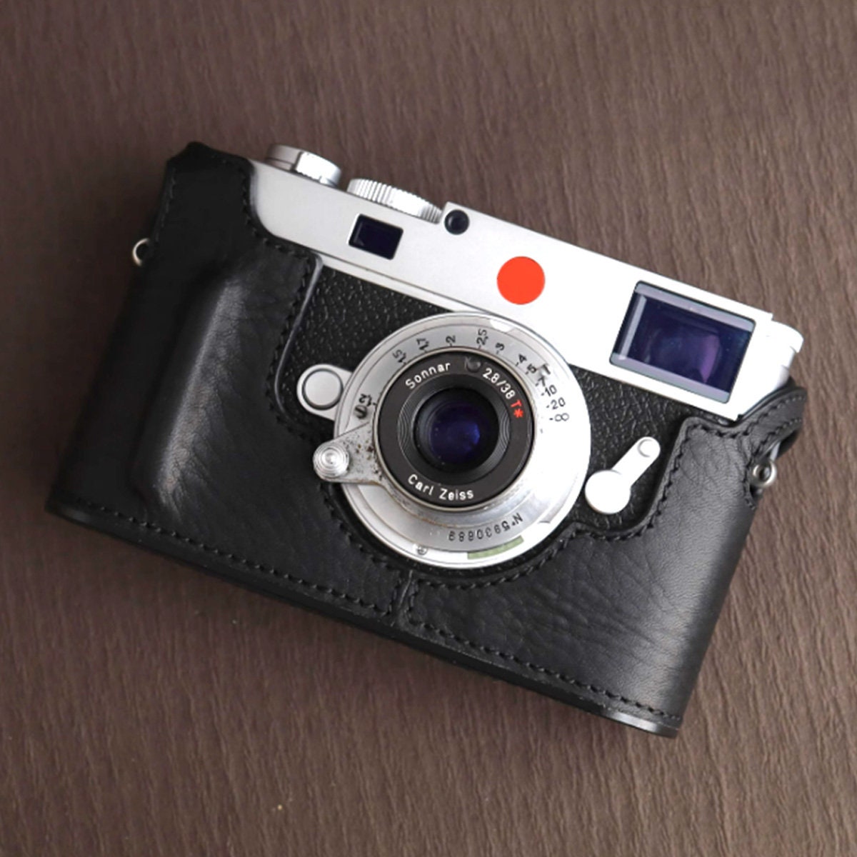 LEICA M11 handmade half case leather Camera bag SD Battery access pouch handgrip holster sleeve Tripod mount magnetic closure