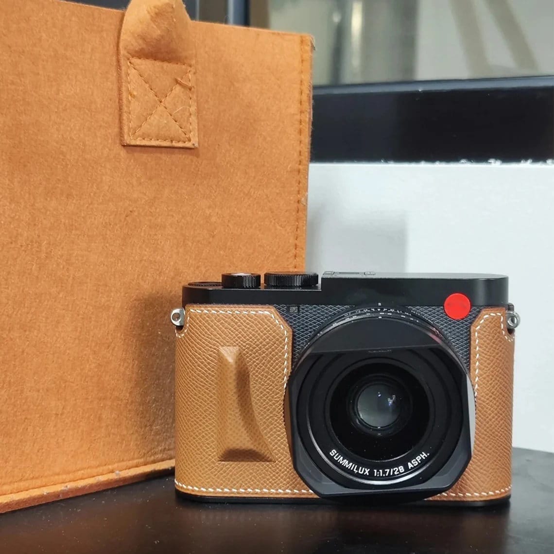 Premium Edition Leica Q3 Handmade hand crafted stitch Italian Cowhide leather Half Case Camera bag handGrip SD battery access Holster sleeve