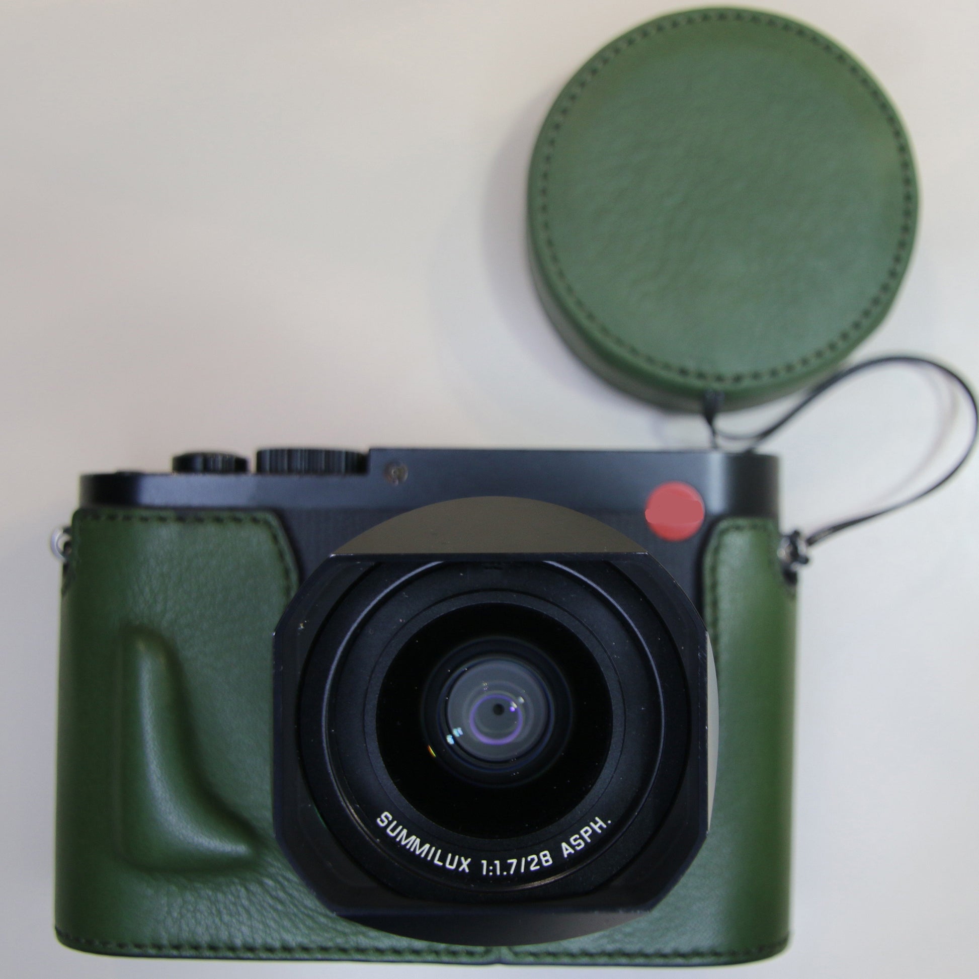 Leica Q3 Q2 TYP4889 / Q TYP 116 Q-P Handmade Half Case Cowhide leather insert Camera bag Protector Holster sleeve handGrip SD battery access