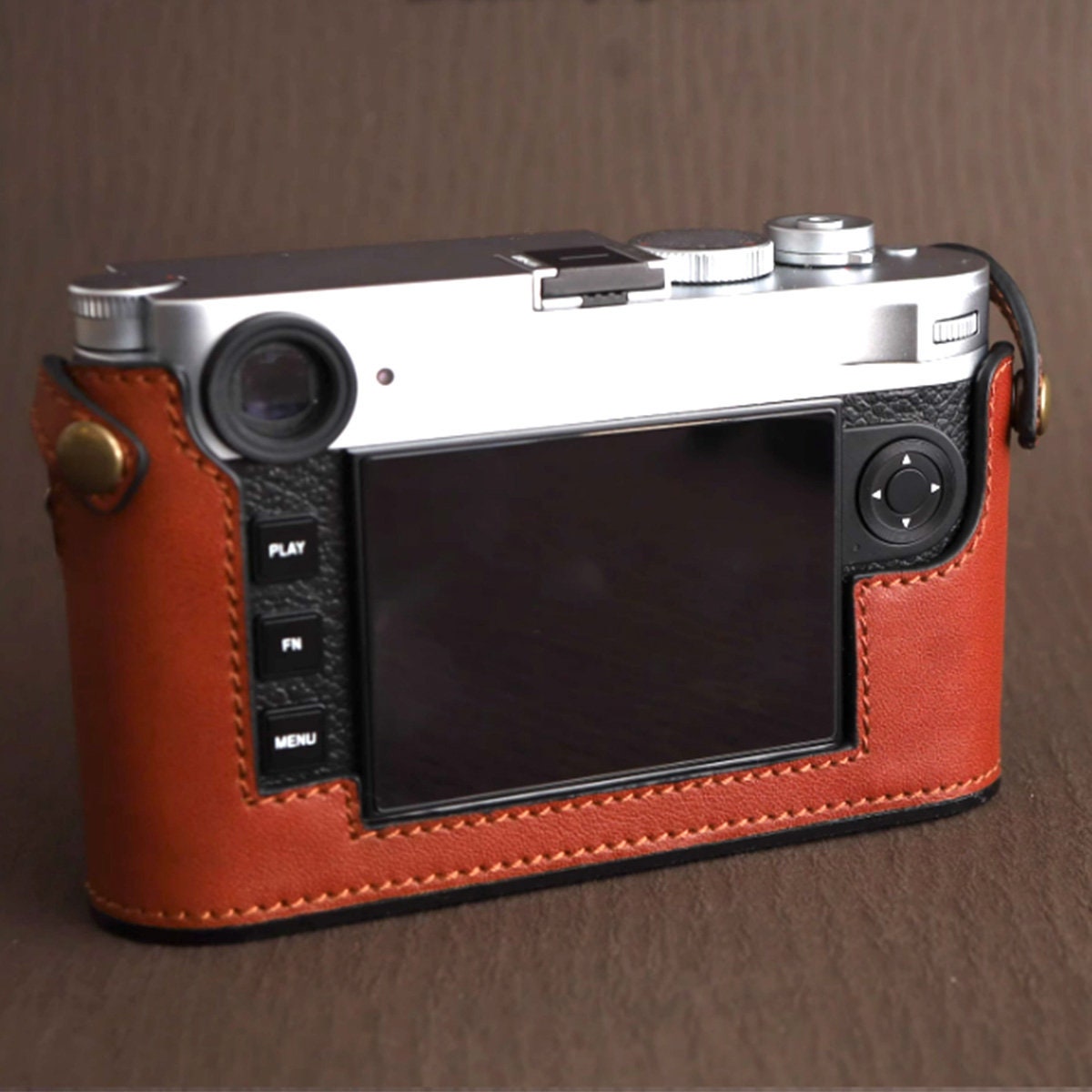 LEICA M11 handmade half case leather Camera bag SD Battery access pouch handgrip holster sleeve Tripod mount magnetic closure