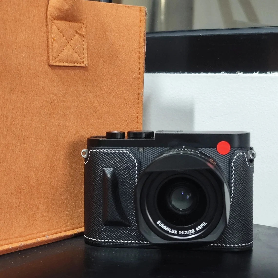 Premium Edition Leica Q3 Handmade hand crafted stitch Italian Cowhide leather Half Case Camera bag handGrip SD battery access Holster sleeve